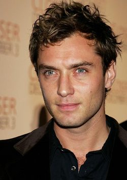 Jude Law has been named the hottest father in a film