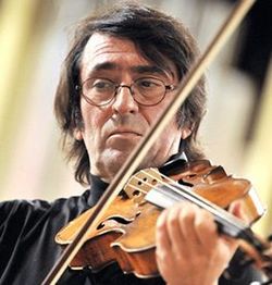 Unique Stradivari violins from Russia sound in Rome