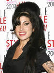 Amy Winehouse reportedly splashed out £18,000 on Christmas decorations