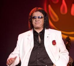 25 December 17:08: KISS` Gene Simmons Sued for Alleged Assault and Battery