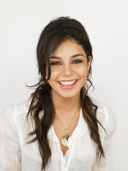 Vanessa Hudgens wants to launch a lifestyle blog