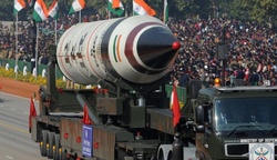 India tested a missile "Agni-5", capable of carrying a nuclear warhead