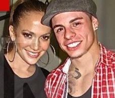 Jennifer Lopez introduces her new boyfriend to co-stars