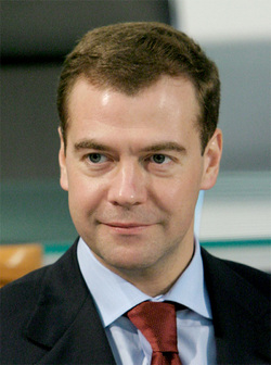 Medvedev does not want to compete with Putin