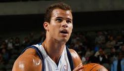 Kris Humphries is planning to "set the record straight" about his marriage to Kim Kardashian