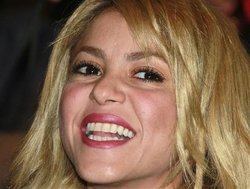 Shakira wants to breastfeed her son "until he goes to college"