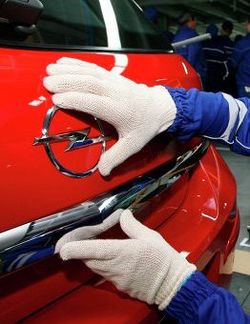 St Petersburg GM plant starts Opel Astra production
