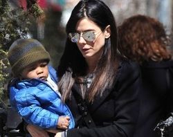 Sandra Bullock wants her son to learn three languages