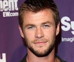 Chris Hemsworth is to become a father for the first time