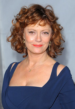 Susan Sarandon Nibbles Dessert with "Younger" Man Post-Breakup