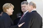 Merkel admitted Poroshenko that discusses Ukraine with Obama

