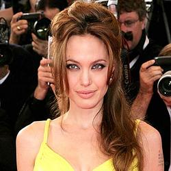 Angelina Jolie unsure about Brad movie