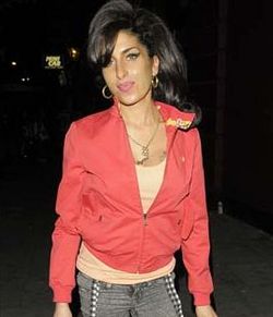 Amy Winehouse has been told to quit drinking or die