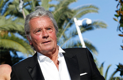 Alain Delon was urgently operated on