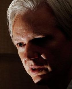 WikiLeaks founder plans to surrender