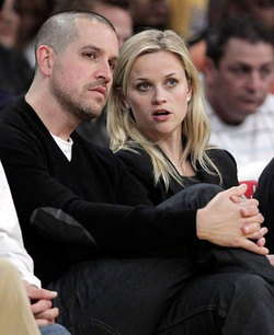 Reese Witherspoon has married Jim Toth