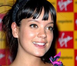 Lily Allen is suffering with a nasty mouth ulcer
