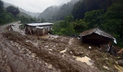 In Mexico due to landslides killed 40 people