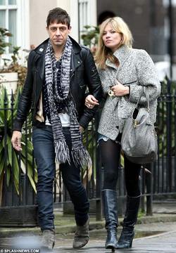 Kate Moss is planning to have a baby with Jamie Hince