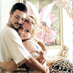 Britney forgave negligent husband